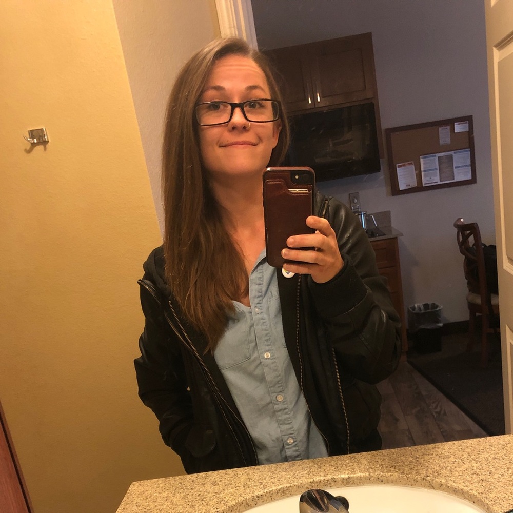 Meet your Posher, Kaitlin